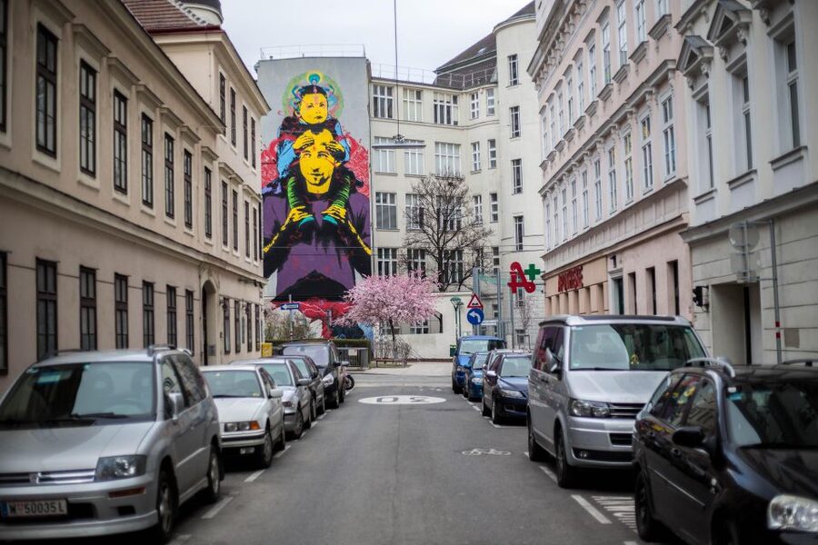 Vienna Urban Art Tour: Explore a different side of Vienna! - Interactive Challenge: Art Plus a Game
