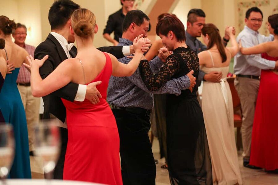 Vienna: Viennese Waltz Beginner Workshop for Couples - The 50-Minute Plan: What You’ll Learn and Why It Works