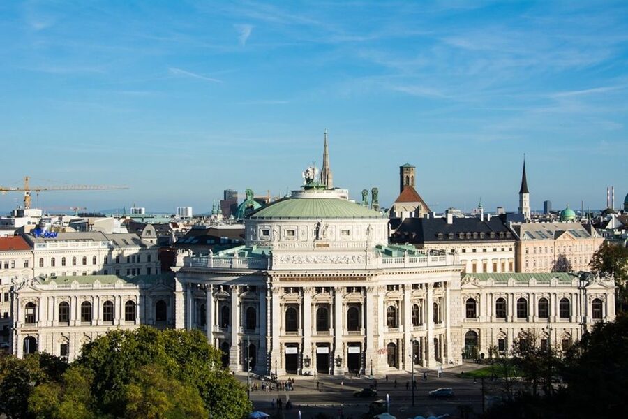 Vienna: Walking Tour of the Historic Ringstrasse - Key highlights you’ll notice right away
