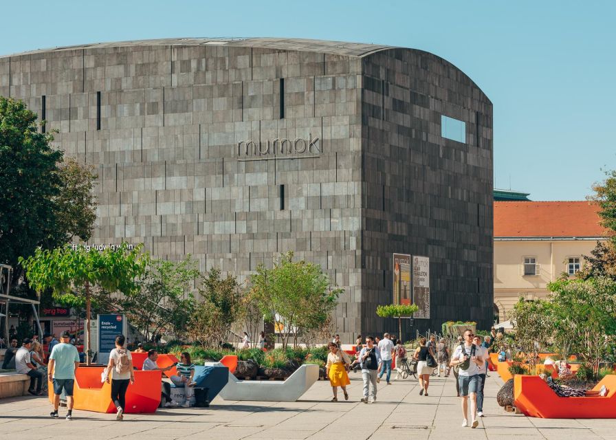 Vienna: Walking Tour of the MuseumsQuartier with Guide - The One-Hour Loop: What the Guide Shows You in MuseumsQuartier