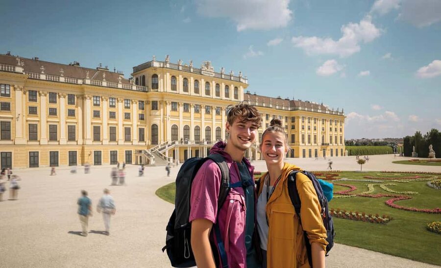 Vienna: Welcome Card – public transport ticket & discounts at top attractions - Fast Entry bookings: saving time without playing ticket roulette