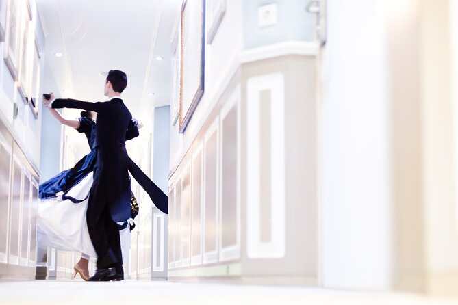 Viennese Waltz Workshop - Strauss music: learning the steps becomes actual dancing