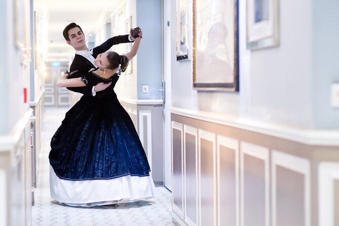 Viennese Waltz Workshop - Beginner success: why Aga and Philip’s teaching style stands out