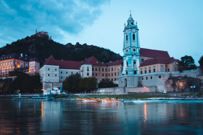 Wine tasting on traditional wooden boats in Wachau Valley - Wösendorf and Tausendeimerberg on the return trip: ending with momentum